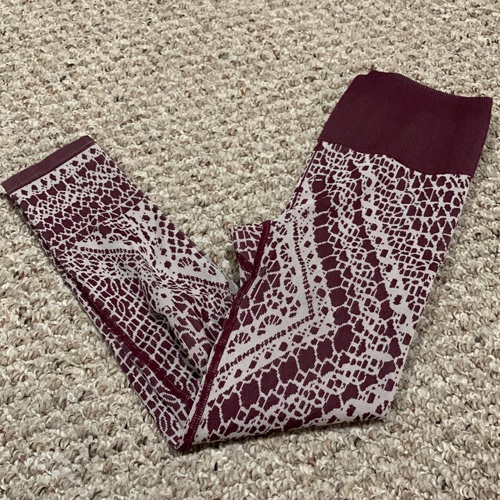 FABLETICS workout tights